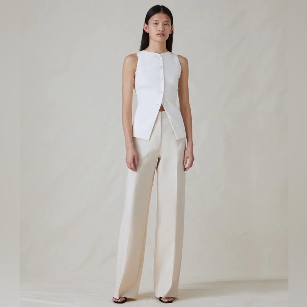 Attersee Sculpted Vest in Ivory - Size 2. Worn Once for an Event.